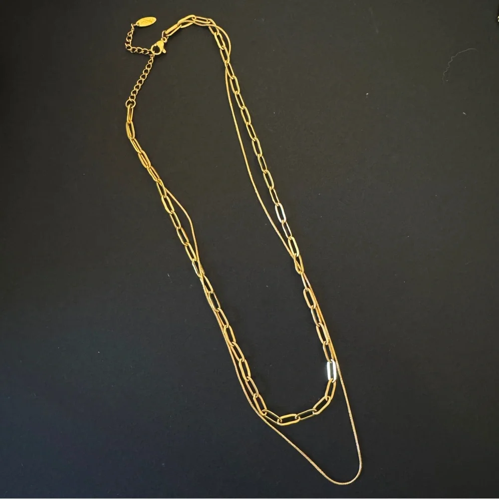 Atolea Melrose Layered Gold Necklace - Picture 3 of 5